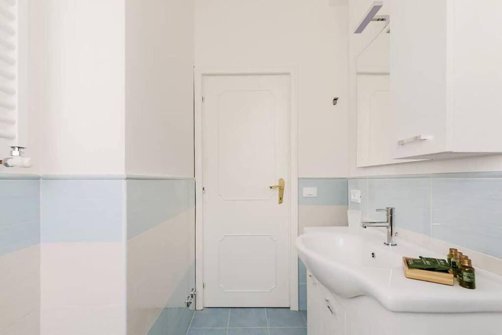 Ferienwohnung Hostme Piazza Di Spagna Apartament Rom Exterior foto